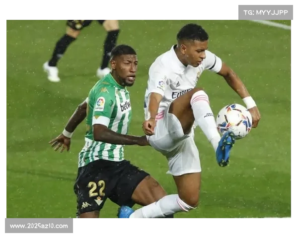 转会窗关闭前动态：切尔西压哨签下葡超后卫，以应对防线伤病危机